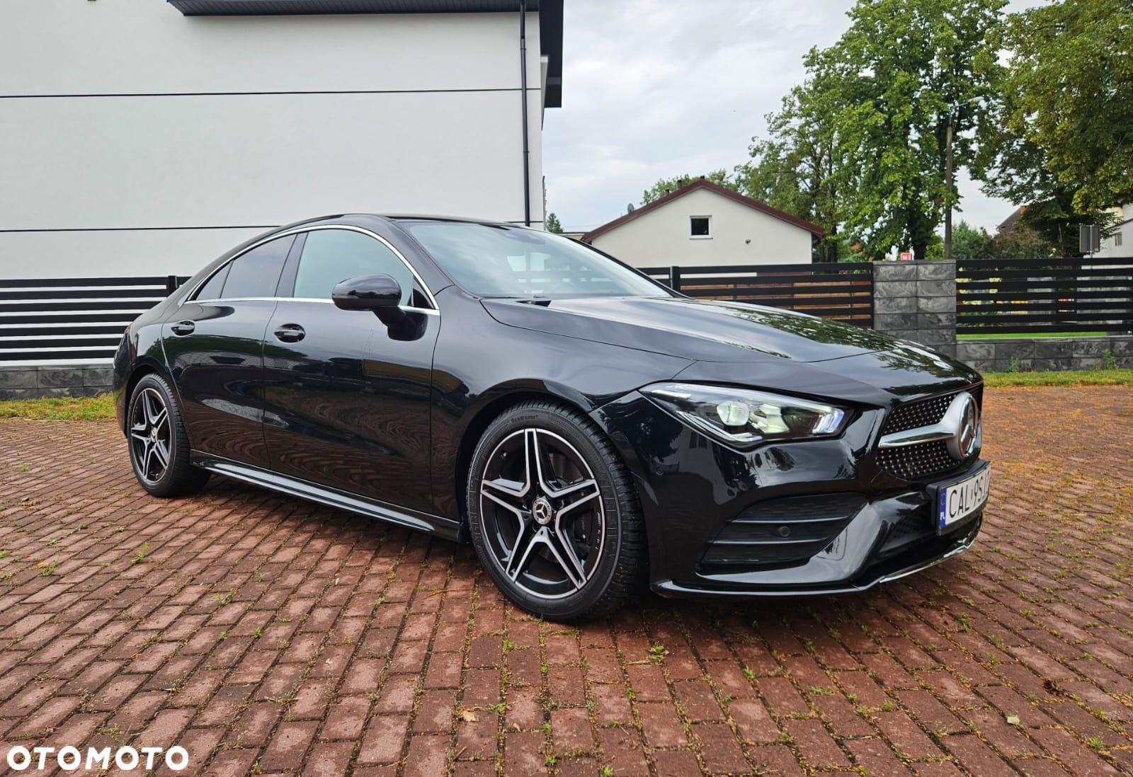 Mercedes-Benz CLA 200 7G-DCT AMG Line - 5