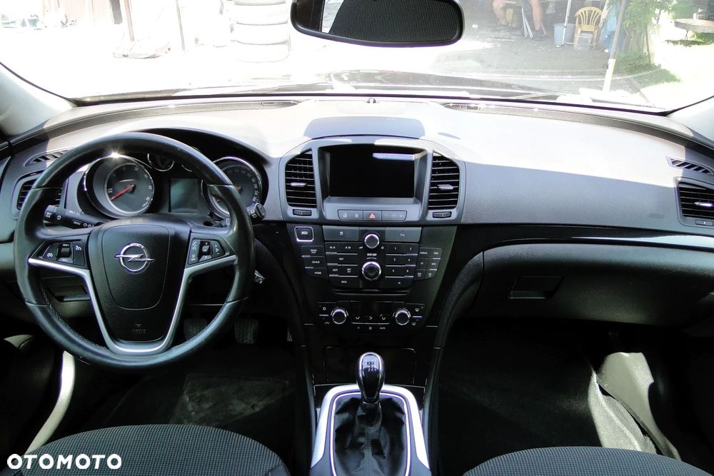 Opel Insignia - 8
