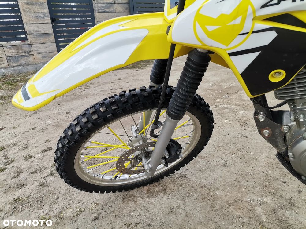 Suzuki DR-Z - 10