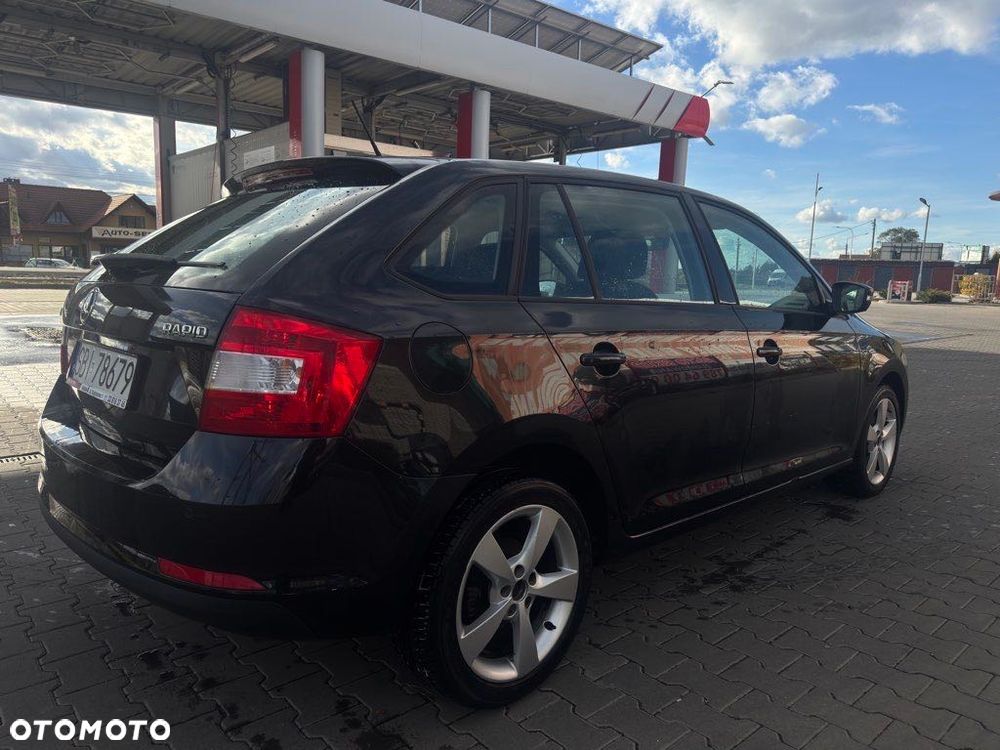 Skoda RAPID 1.2 TSI Active - 8