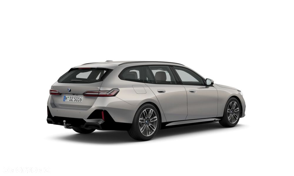 BMW Seria 5 520d xDrive mHEV - 16
