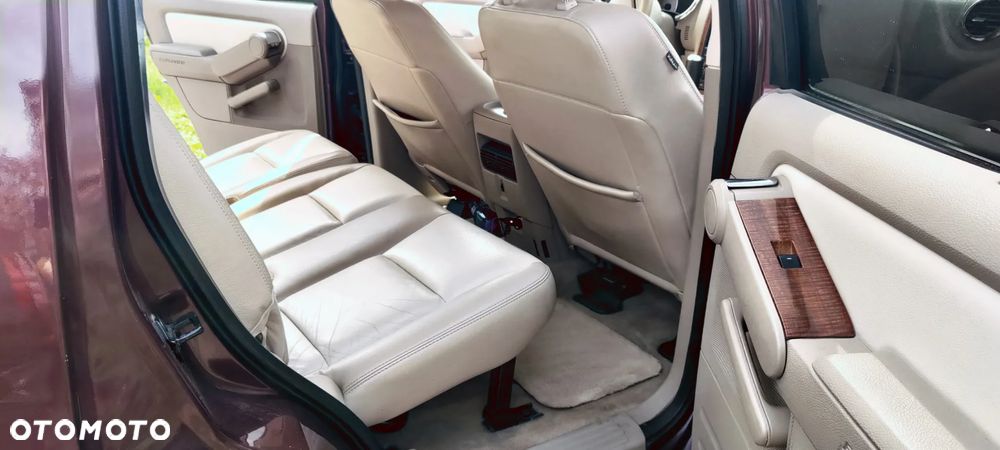 Ford Explorer 4.0 4WD - 17