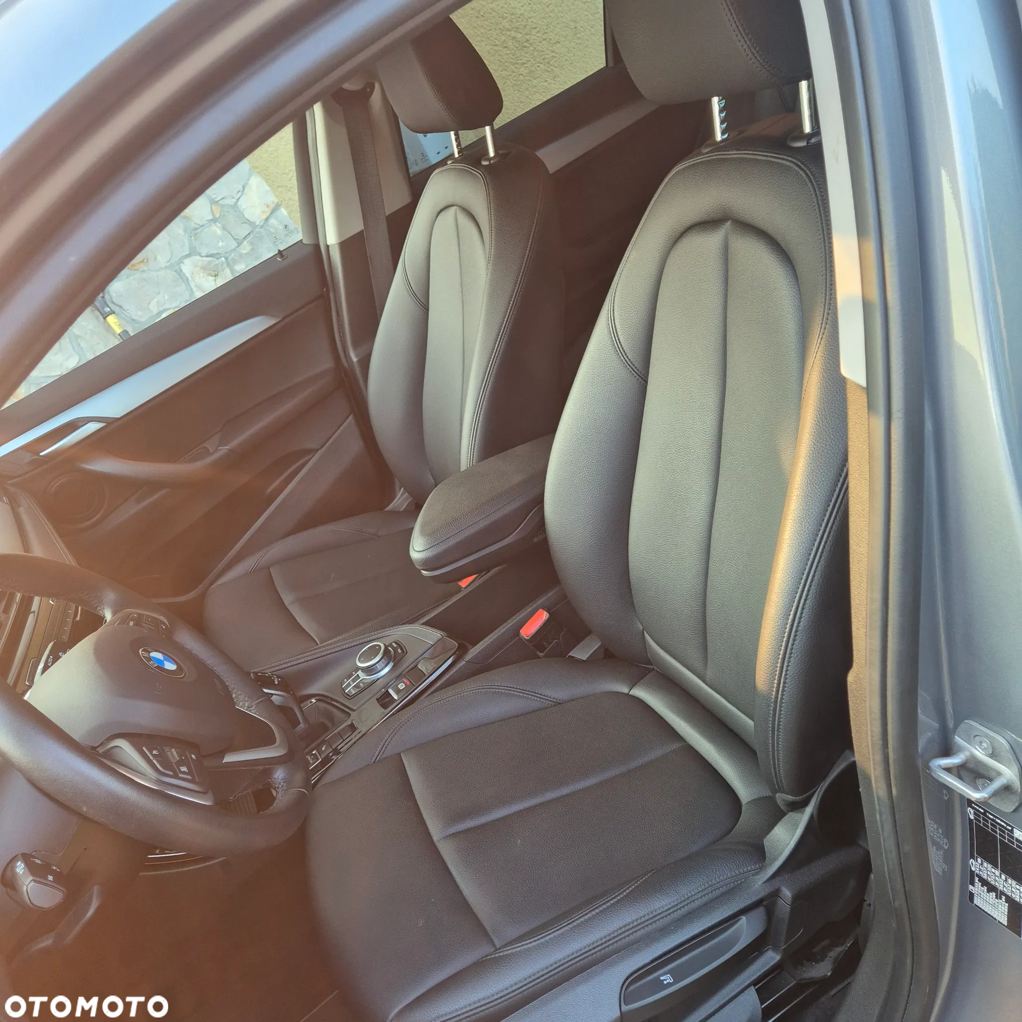 BMW X2 sDrive18i Advantage Plus - 33