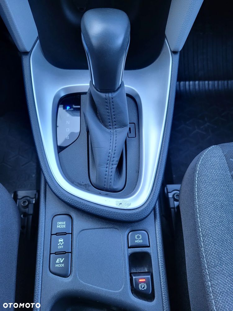 Toyota Yaris Cross Hybrid 1.5 Comfort - 17