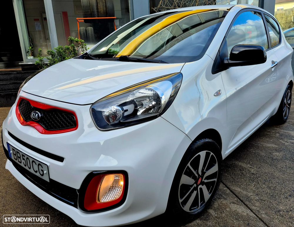 Kia Picanto 1.0 Fifa World Cup Edition - 14