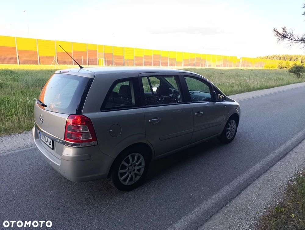 Opel Zafira 1.6 ecoFLEX Family - 11