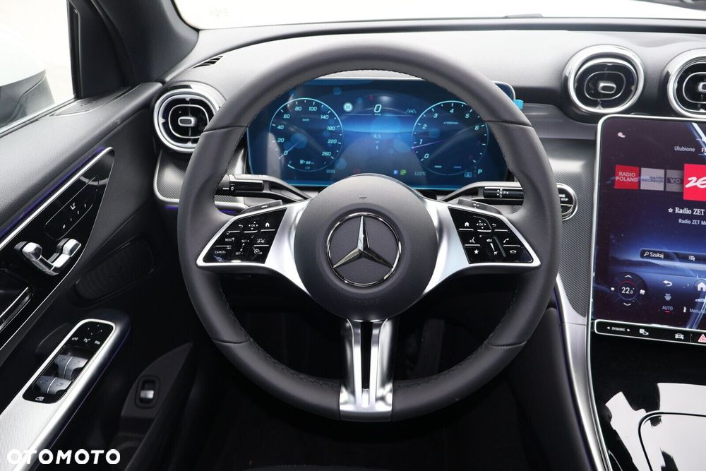 Mercedes-Benz GLC - 16