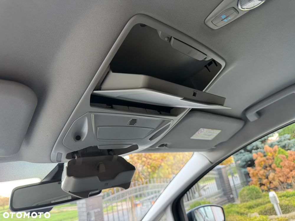 Ford C-MAX 1.6 EcoBoost Titanium - 20