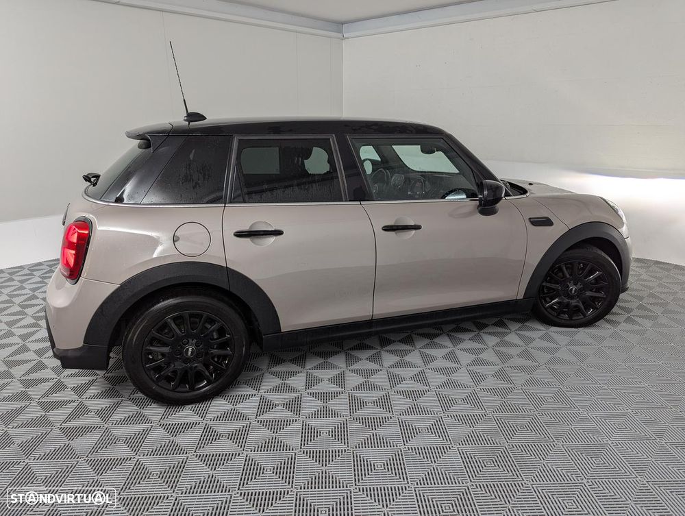 MINI 5 Portas Cooper Sport Edition - 21
