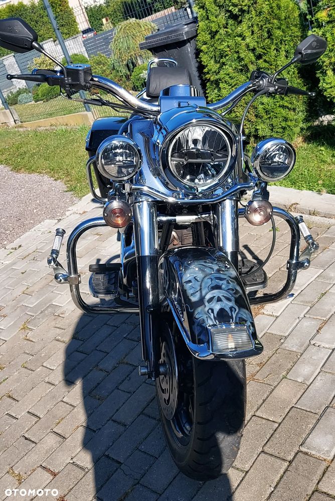 Harley-Davidson Touring Road King - 12
