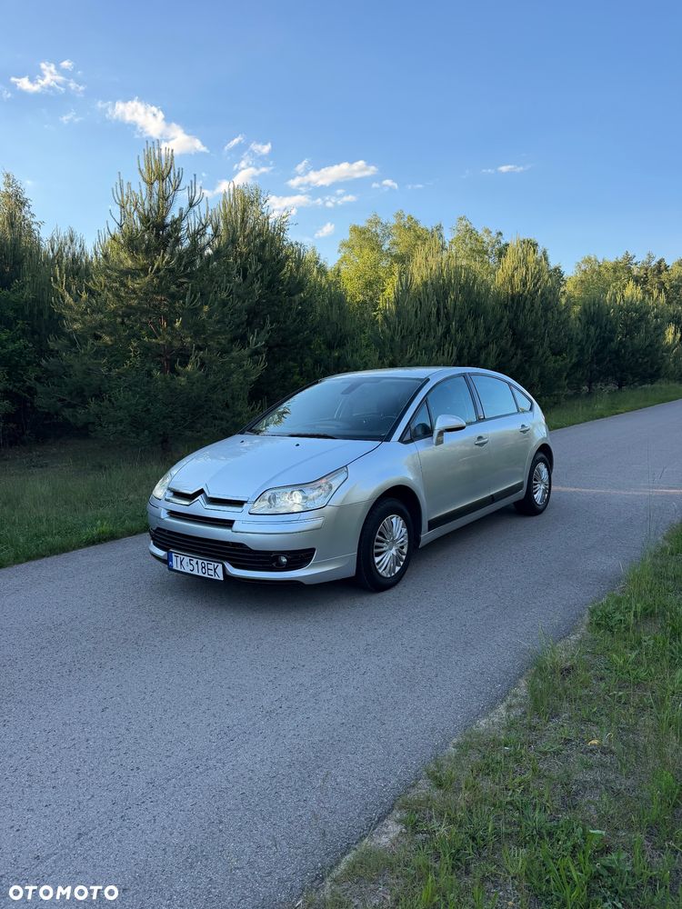 Citroën C4 2.0 16V Exclusive - 1