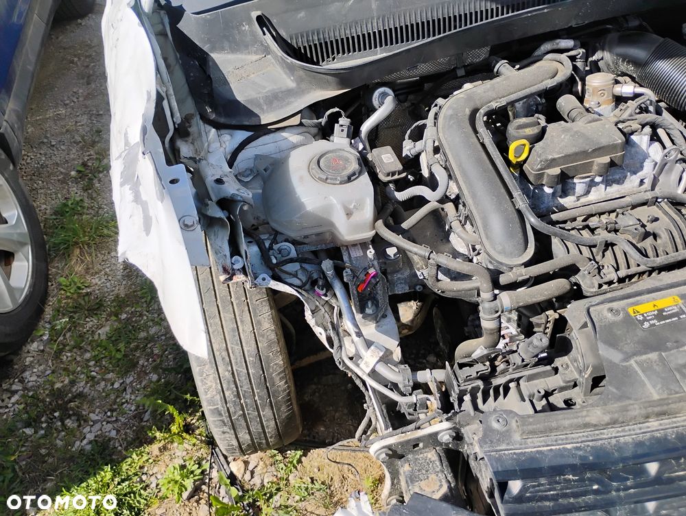 Volkswagen T-Cross - 21