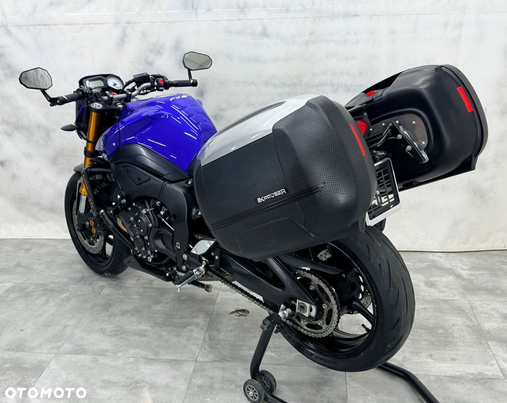 Yamaha FZ8 - 9