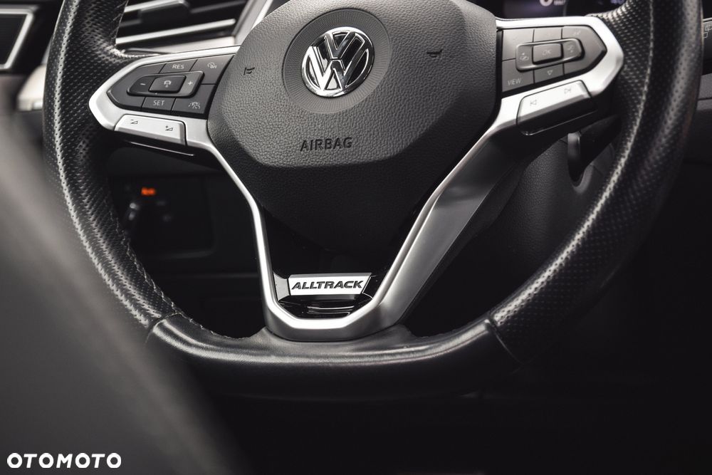 Volkswagen Passat Alltrack 2.0 TDI SCR 4Mot DSG - 17