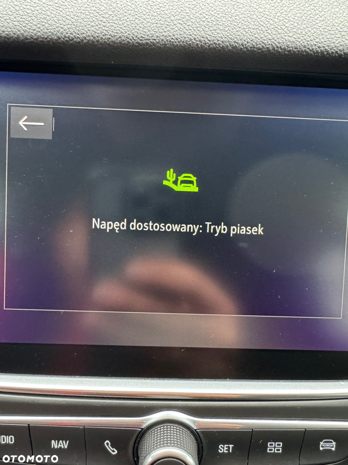 Opel Grandland X 2.0 D Start/Stop Automatik Business Innovation - 35