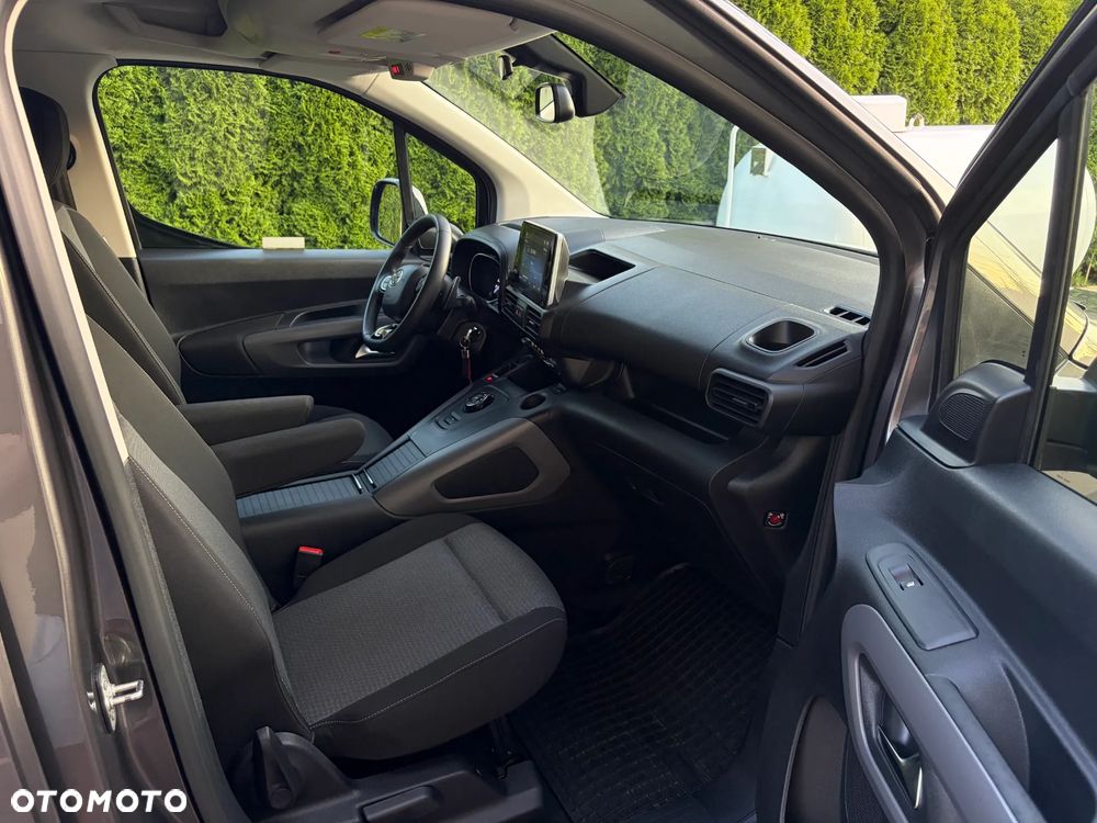 Toyota Proace City Verso 1.5 D-4D Family - 24