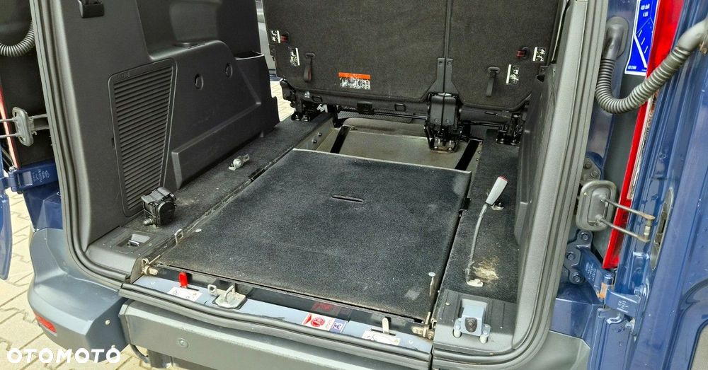 Ford Transit Connect - 37