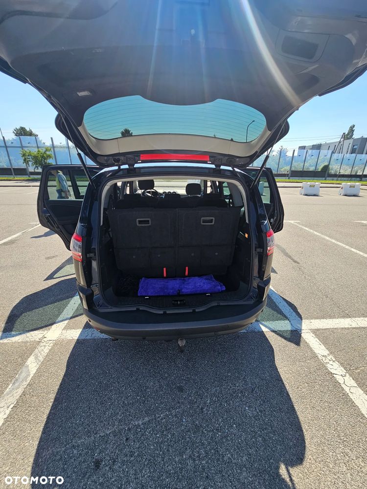 Ford S-Max 2.0 TDCi DPF Titanium - 17