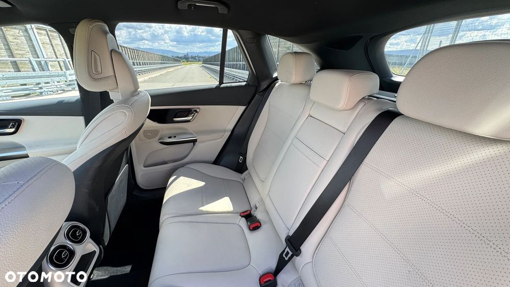 Mercedes-Benz GLC 300 mHEV 4-Matic Avantgarde - 15