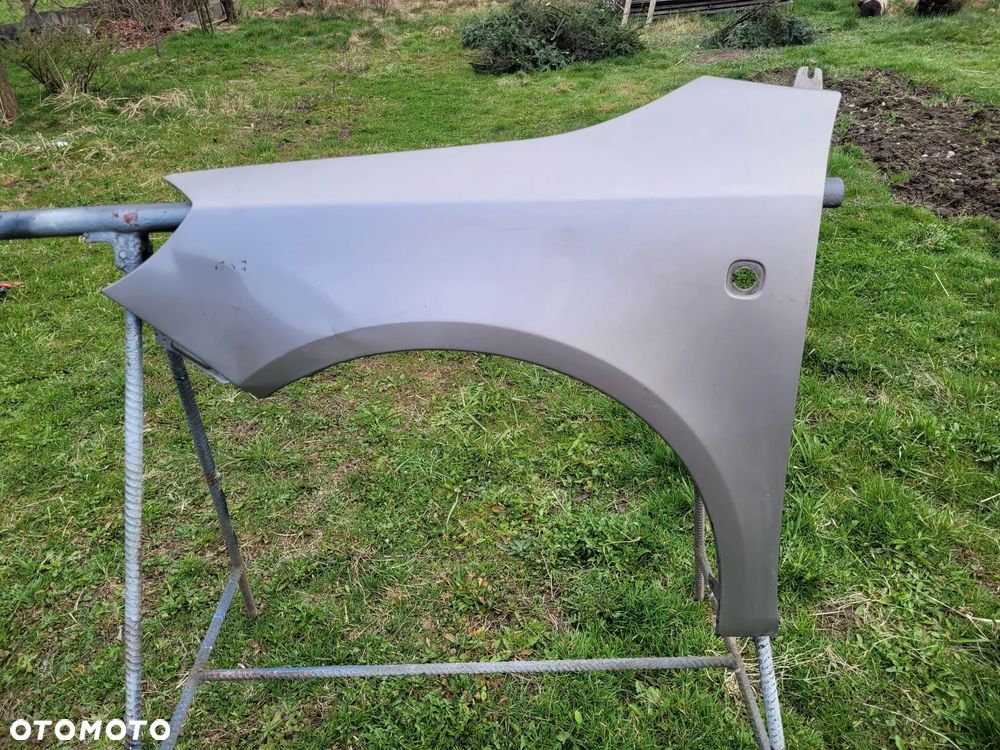 Skoda Fabia II błotnik lewy, 5j0821161 - 1