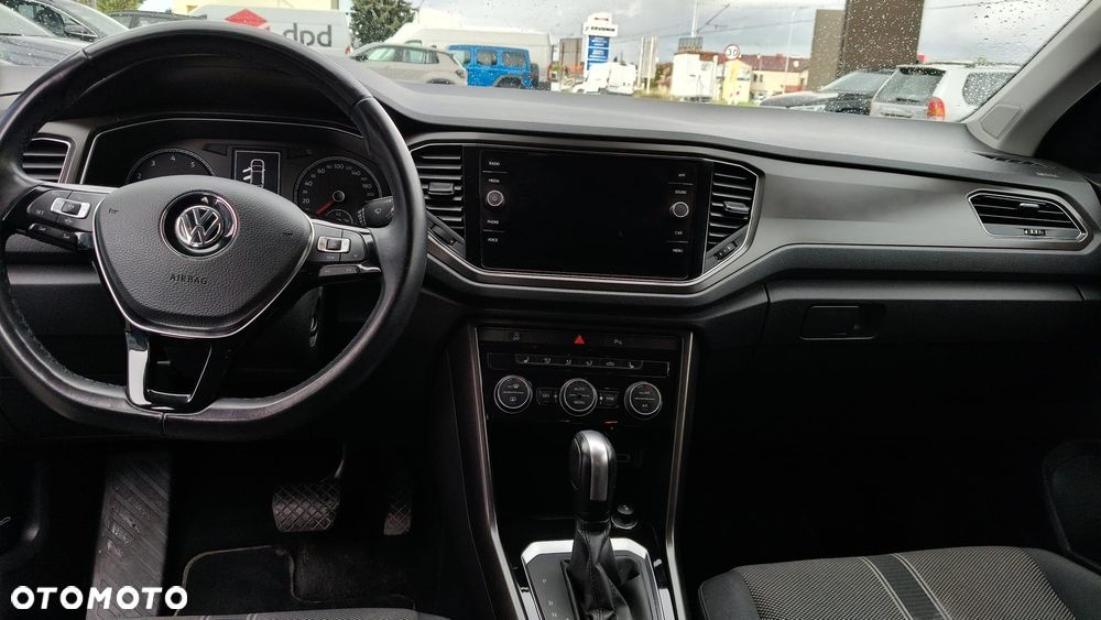 Volkswagen T-Roc - 9