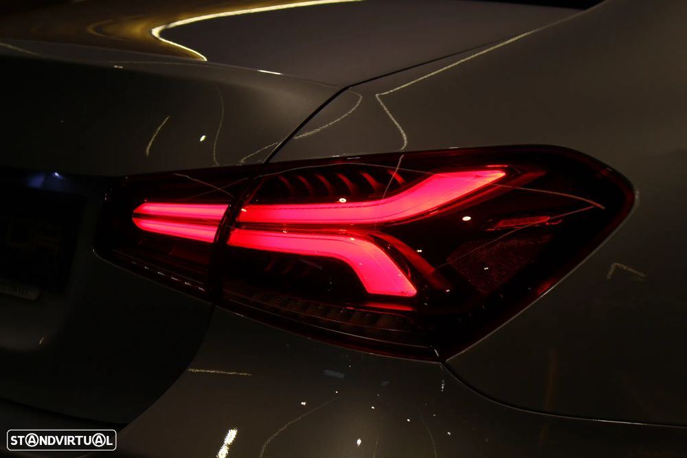 Mercedes-Benz A 250 e Progressive - 11