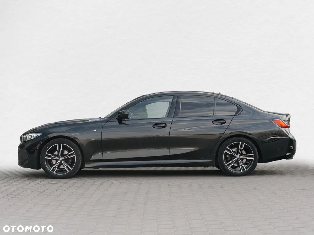 BMW Seria 3 320d xDrive M Sport - 2
