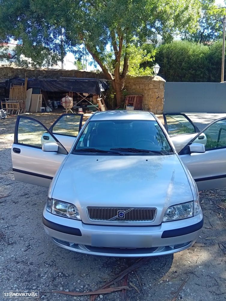 Volvo S40 1.9 D CR - 6