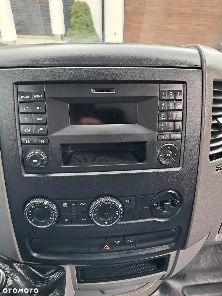 Mercedes-Benz SPRINTER - 18
