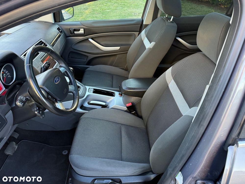 Ford Kuga 2.0 TDCi 4WD Titanium Plus - 14