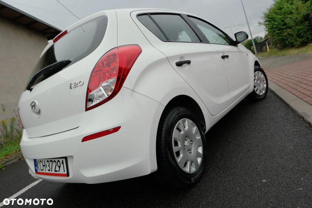 Hyundai i20 - 33