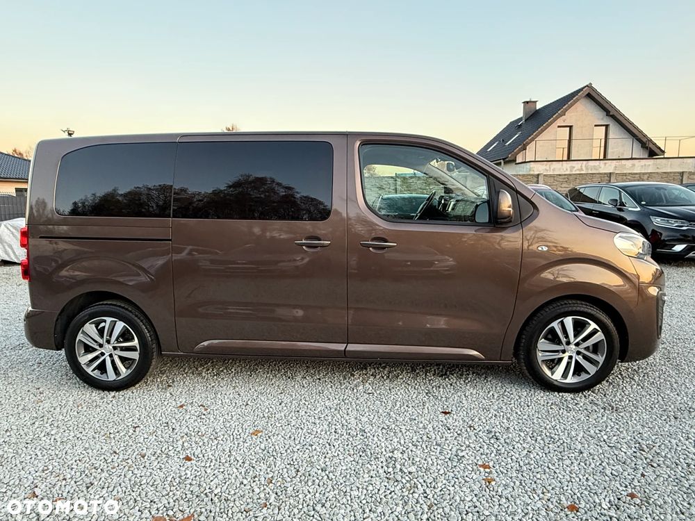 Peugeot Traveller 2.0 BlueHDi Compact Allure - 18