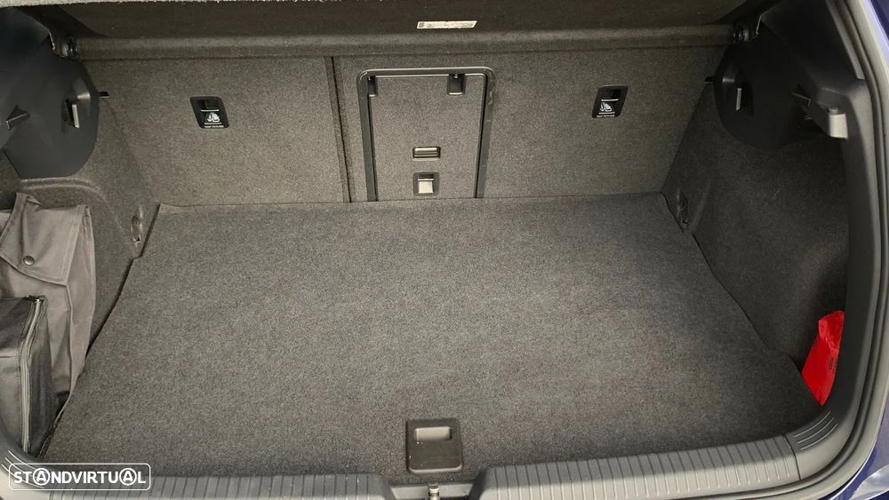 VW Golf 1.4 eHybrid OPF DSG GTE - 39