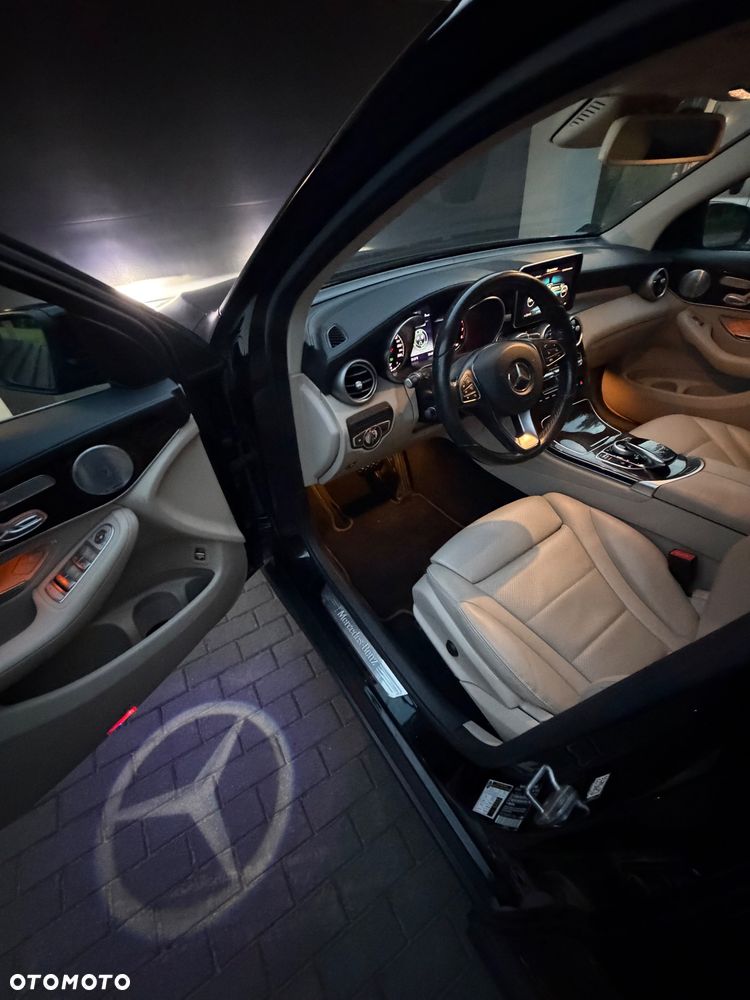 Mercedes-Benz GLC - 8