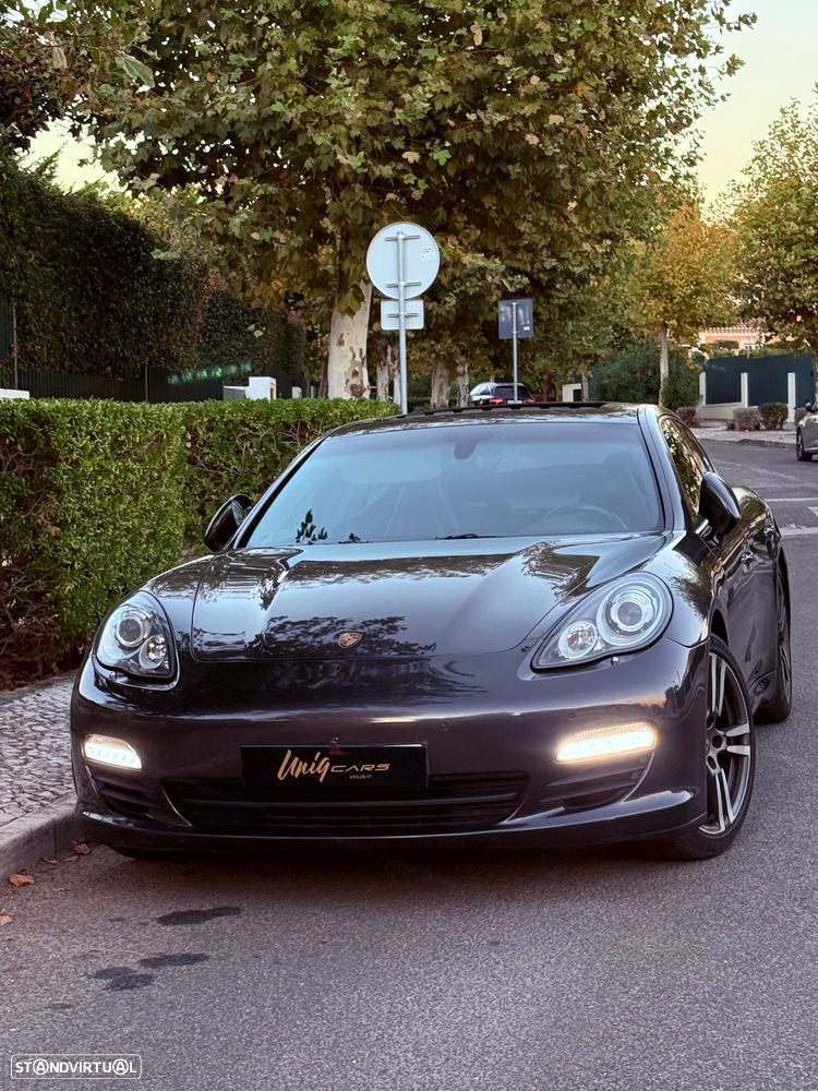 Porsche Panamera 3.0 V6 - 4
