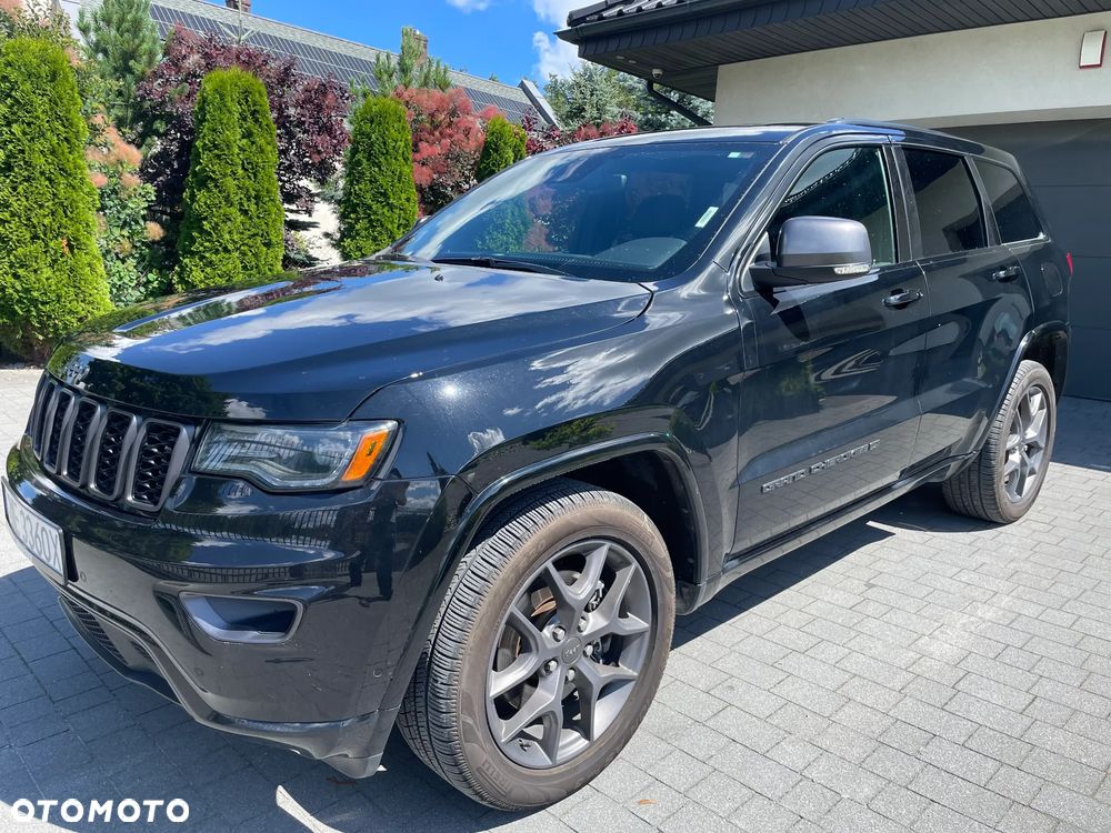 Jeep Grand Cherokee - 1