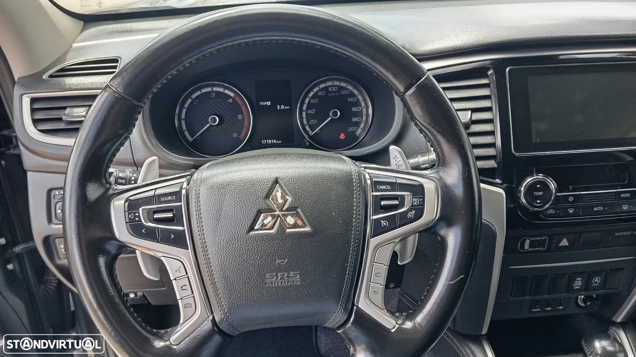 Mitsubishi L200 2.3 DI-D Strakar CD Intense AT 4WD - 12