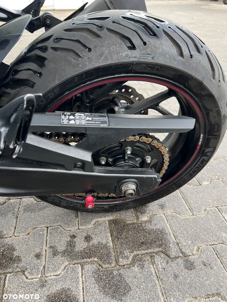Suzuki GSX - 20