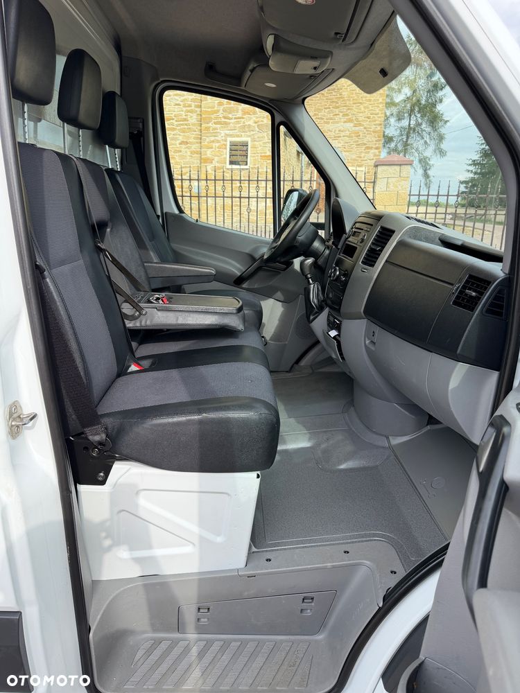 Mercedes-Benz Sprinter - 18
