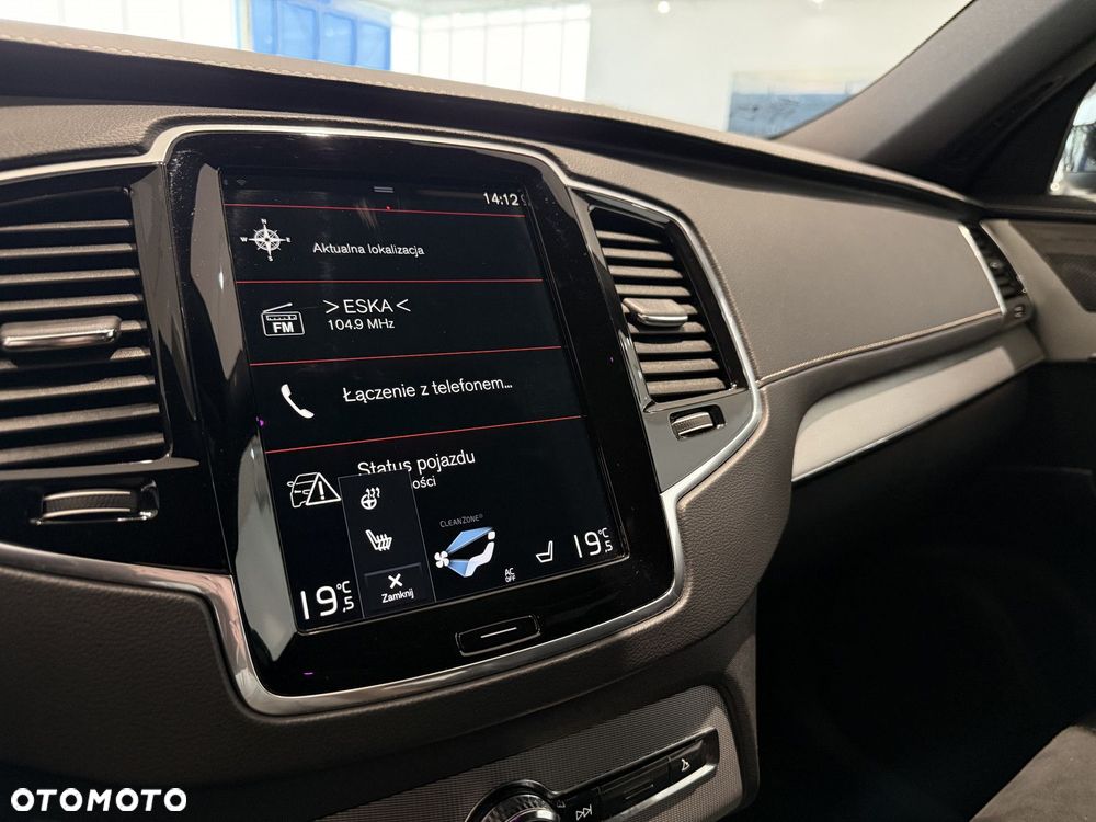 Volvo XC 90 - 18