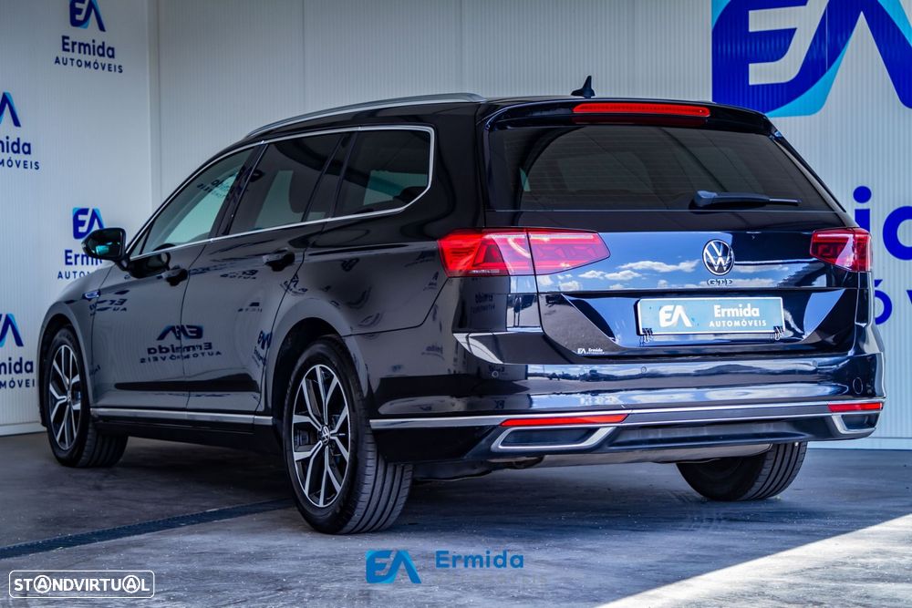 VW Passat Variant - 7