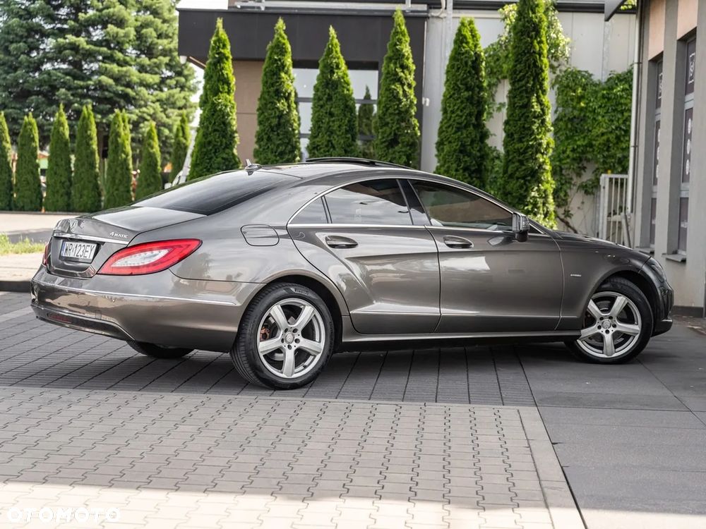 Mercedes-Benz CLS - 14