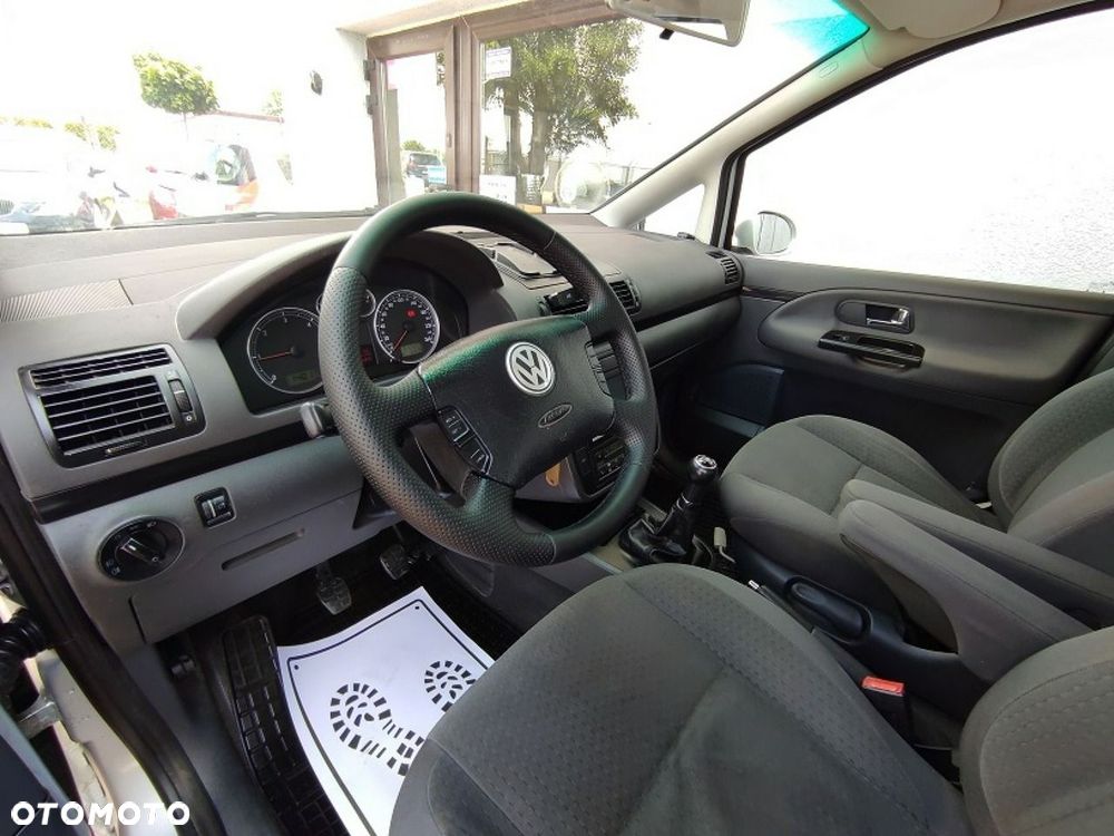 Volkswagen Sharan - 9