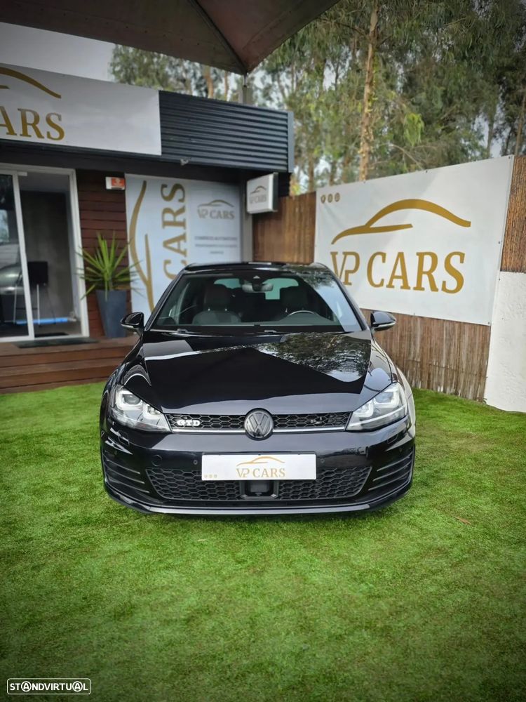 VW Golf 2.0 TDI GTD DSG - 1