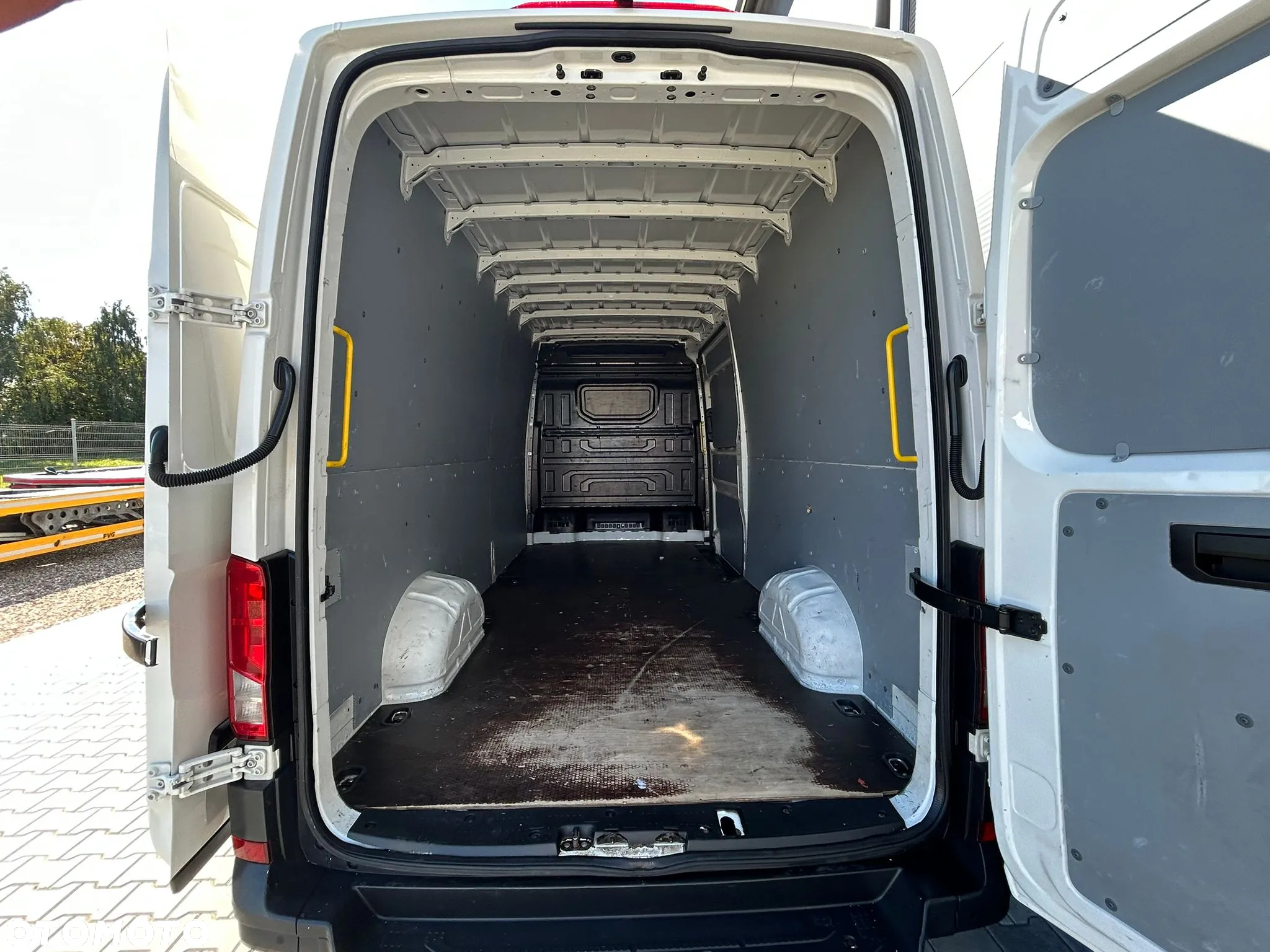 Volkswagen Crafter 2.0 TDI L3H2 MAXI MAX **Tylko 195tyś. km.**Kamera cofania**KLIMA**NAVI**Super Stan** - 9