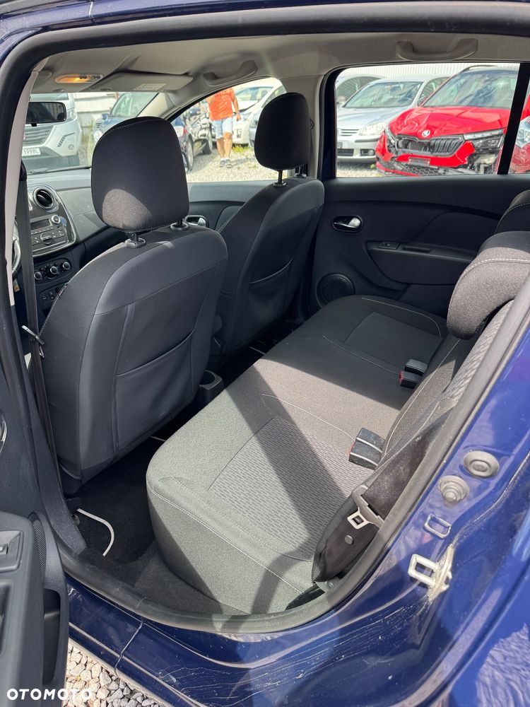 Dacia Sandero - 8