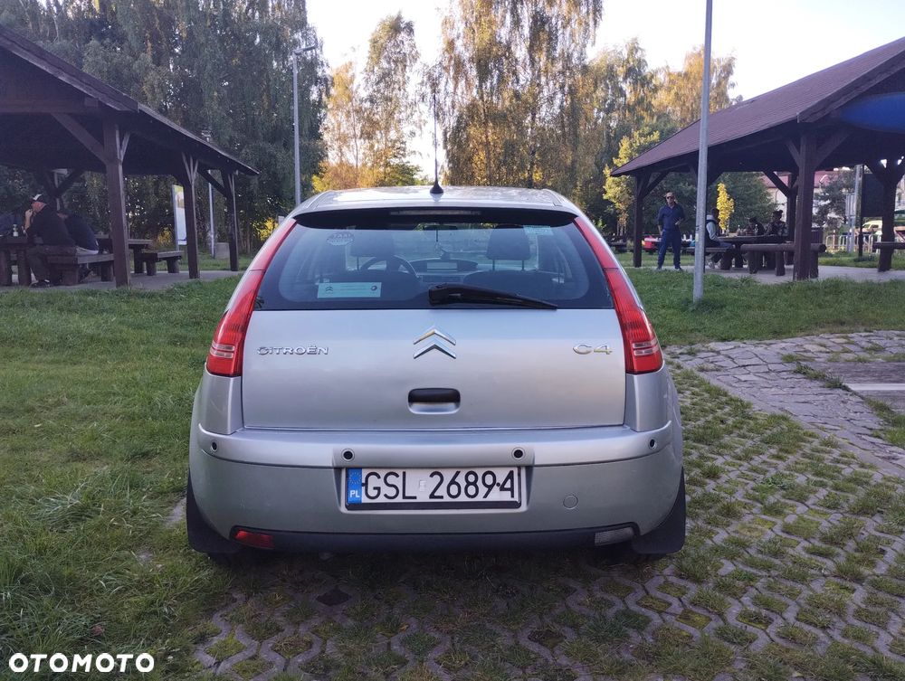 Citroën C4 1.6 HDi X - 8