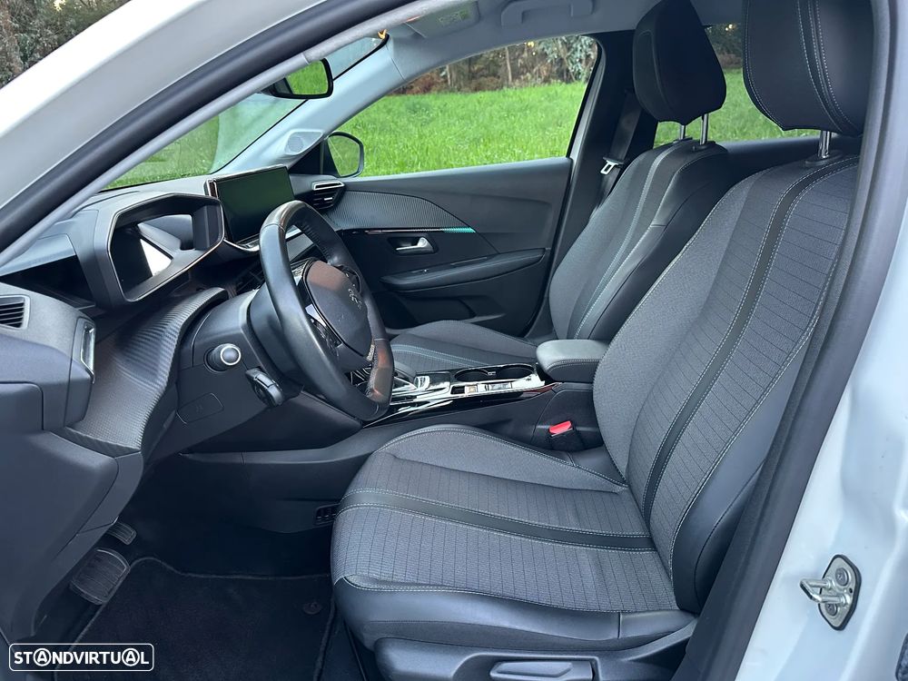 Peugeot e-208 50 kWh Allure Pack - 24