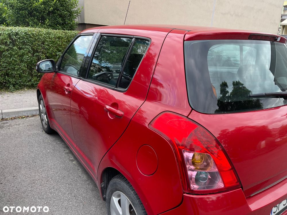 Suzuki Swift 1.3 DDiS GLX / Comfort - 3