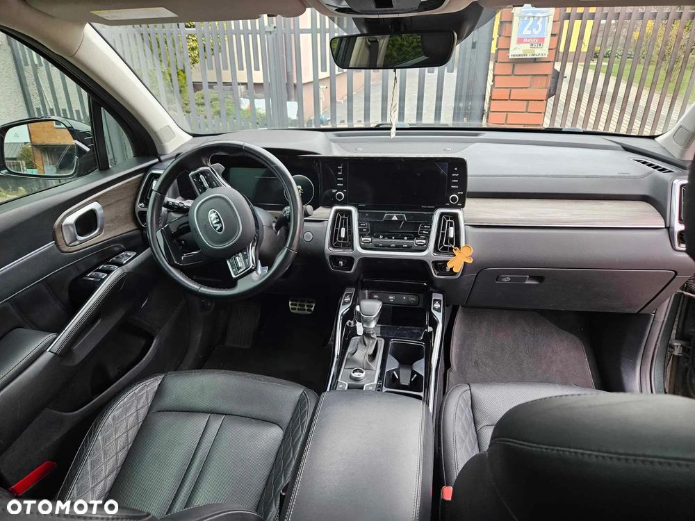 Kia Sorento - 2